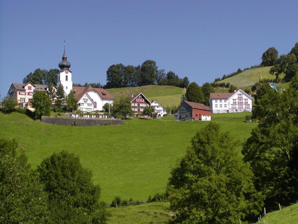 Gasthaus Baeren Schlatt アッペンツェル エクステリア 写真